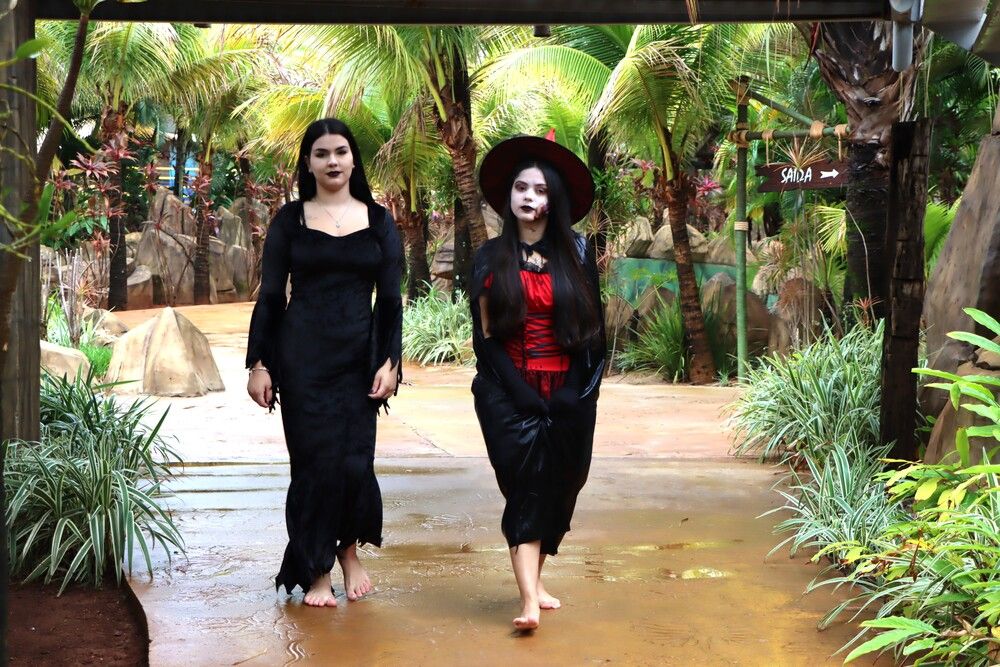 Thermas dos Laranjais celebra o Dia das Bruxas com o “Rio Fantasma”